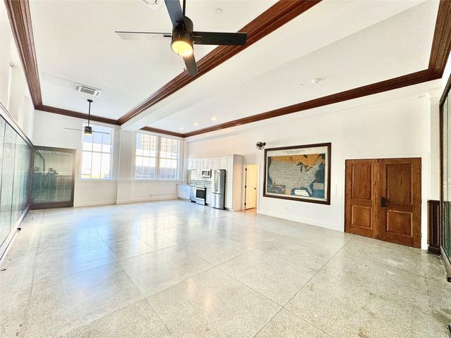 2102 Mechanic Street 105, Galveston, TX 77550