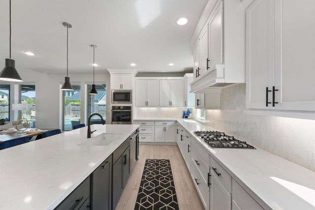 5722 Logan Ridge Lane, Fulshear, TX 77441