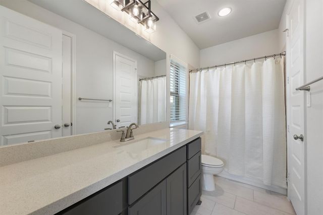 5722 Logan Ridge Lane, Fulshear, TX 77441