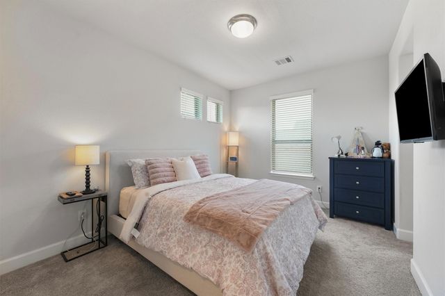 5722 Logan Ridge Lane, Fulshear, TX 77441