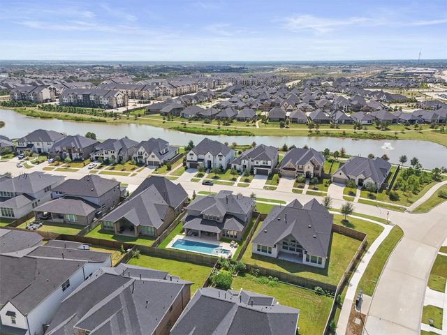 5722 Logan Ridge Lane, Fulshear, TX 77441