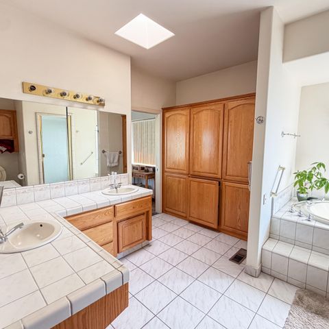 1380 N Highland Drive, Porterville, CA 93257