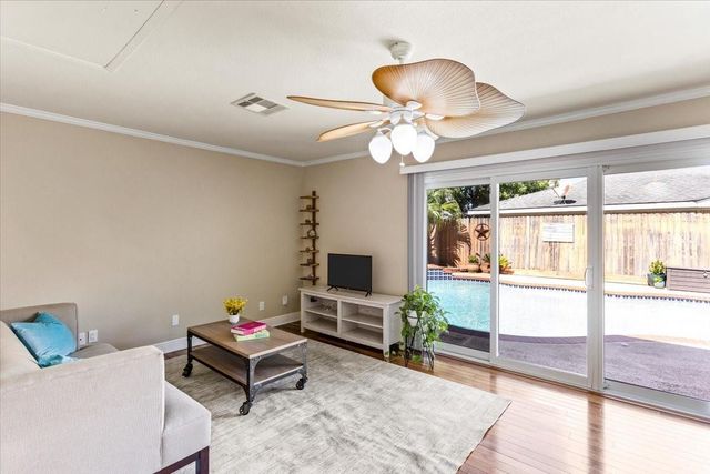 3411 Dominique Drive, Galveston, TX 77551