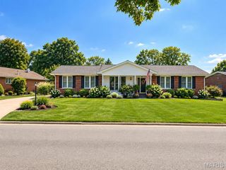 5213 Jerome Drive, Godfrey, IL 62035