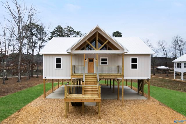 958 County Road 595, Cedar Bluff, AL 35959