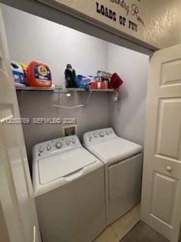 162 SE 33rd Ter, Homestead, FL 33033
