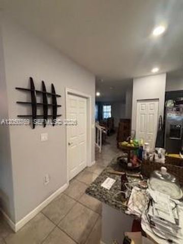 162 SE 33rd Ter, Homestead, FL 33033