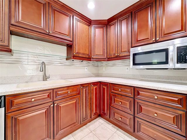 1666 N CROFT AVENUE, Inverness, FL 34453