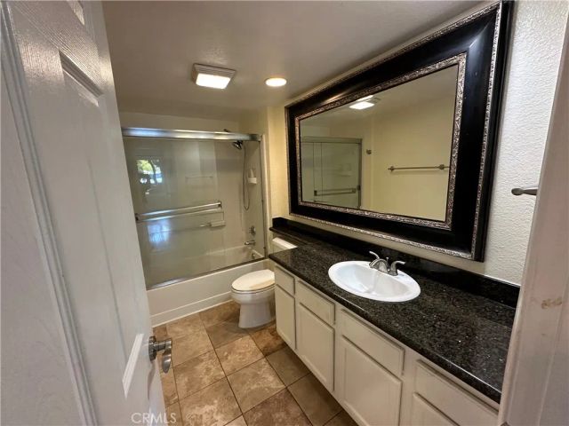 2450 San Gabriel Way 104, Corona, CA 92882