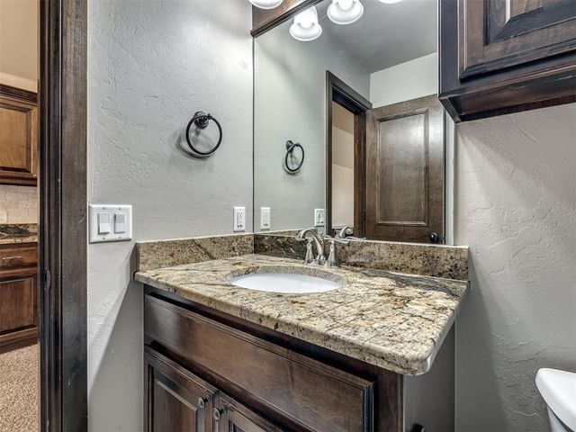 5508 Chateau Lane, Edmond, OK 73034
