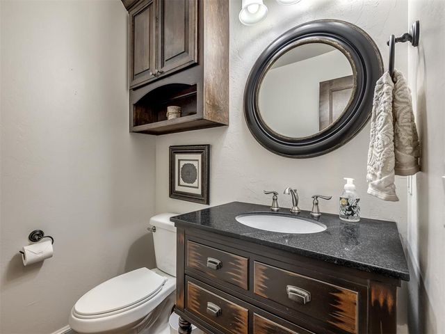 5508 Chateau Lane, Edmond, OK 73034