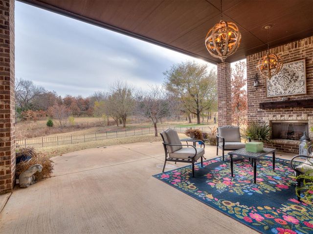 5508 Chateau Lane, Edmond, OK 73034