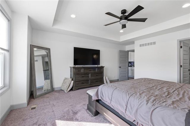 4841 Shady Bend Road, Leavenworth, KS 66048