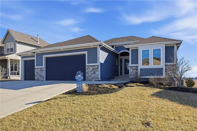 4841 Shady Bend Road, Leavenworth, KS 66048