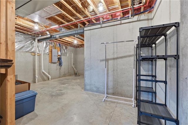 4841 Shady Bend Road, Leavenworth, KS 66048