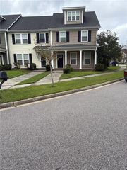 601 Muscadine DR, Chesapeake, VA 23323