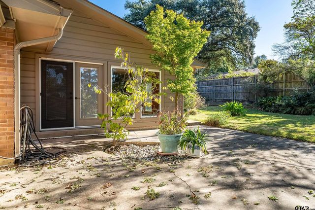 2713 Brentwood, Tyler, TX 75701