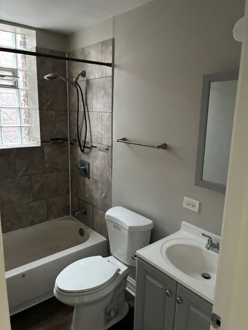8356 S Mackinaw Avenue 1-B, Chicago, IL 60617