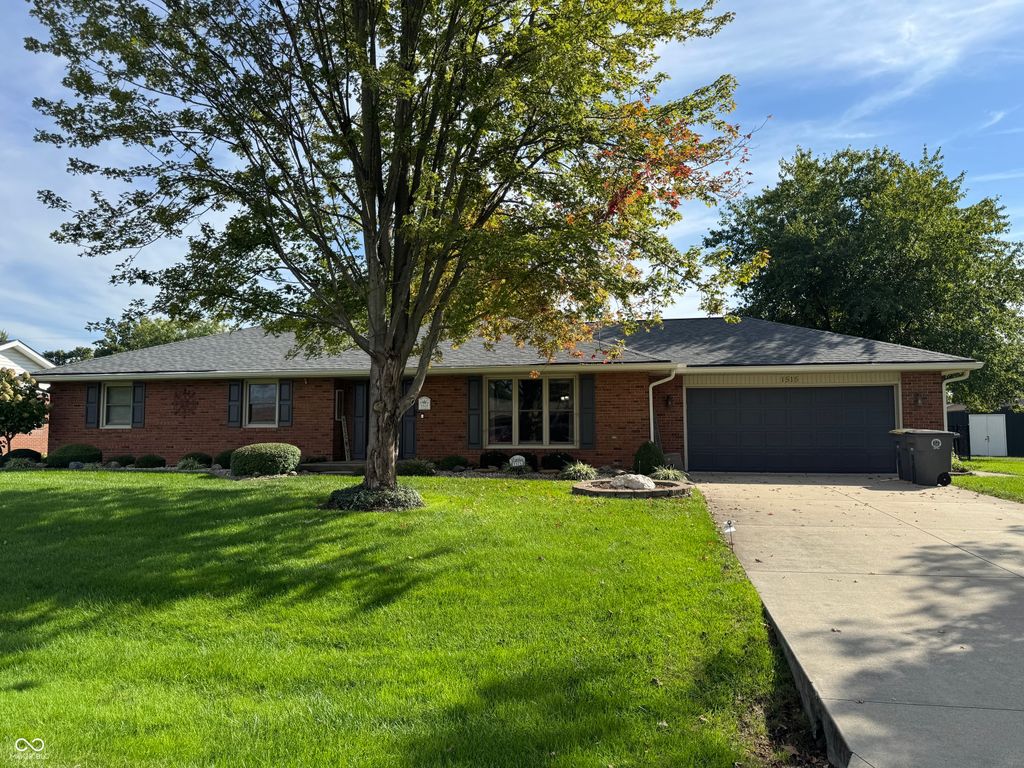 1515 Lady Marian Drive, Seymour, IN 47274