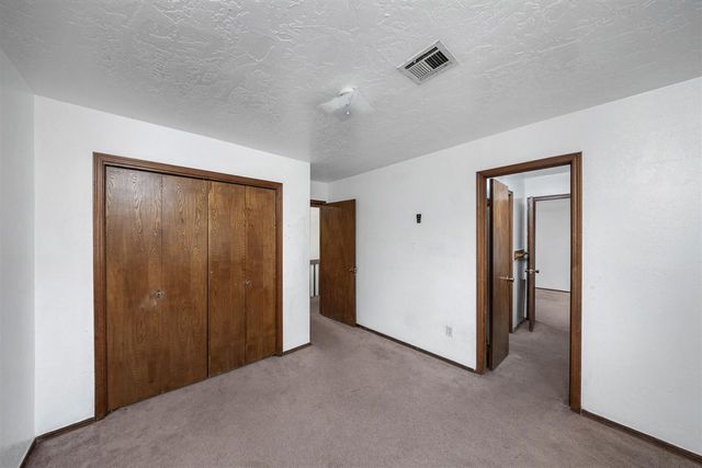 7009 SW Winchester Ave, Lawton, OK 73505