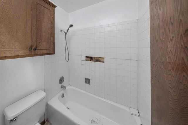 7009 SW Winchester Ave, Lawton, OK 73505