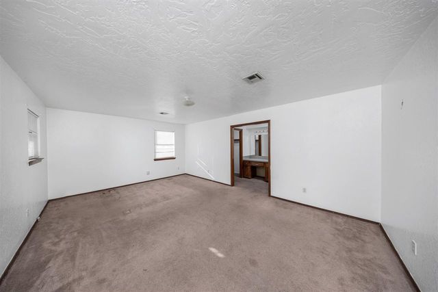 7009 SW Winchester Ave, Lawton, OK 73505