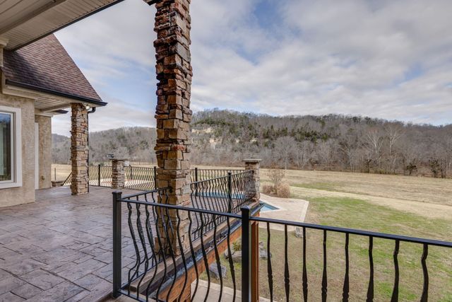 7699 N County Line Rd, Fairview, TN 37062