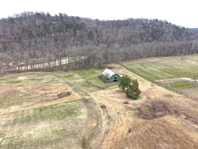 7699 N County Line Rd, Fairview, TN 37062