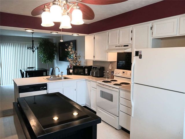 116 Antler Hollow Ct, Cranberry Twp, PA 16066