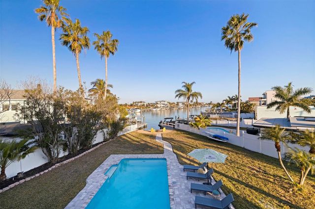 605 115TH AVENUE, Treasure Island, FL 33706