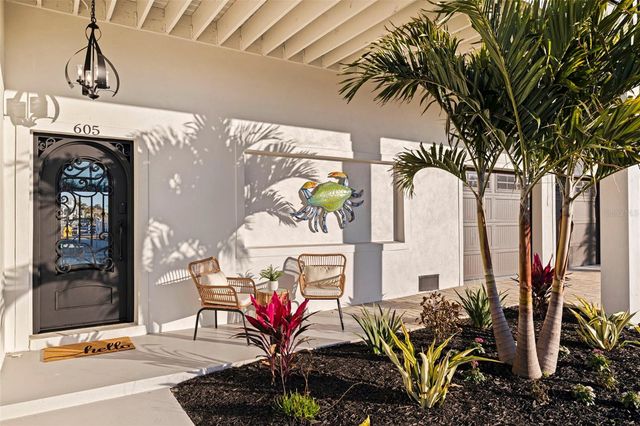 605 115TH AVENUE, Treasure Island, FL 33706