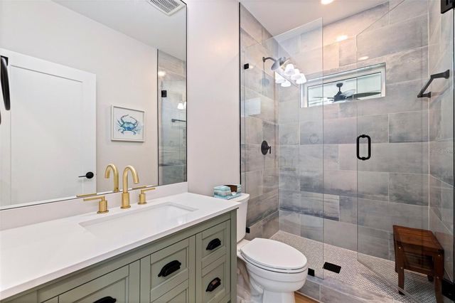 605 115TH AVENUE, Treasure Island, FL 33706