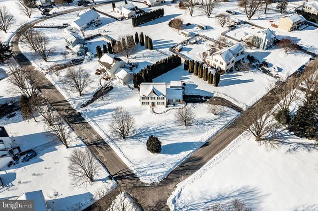 10 WALDEN WAY, Coatesville, PA 19320