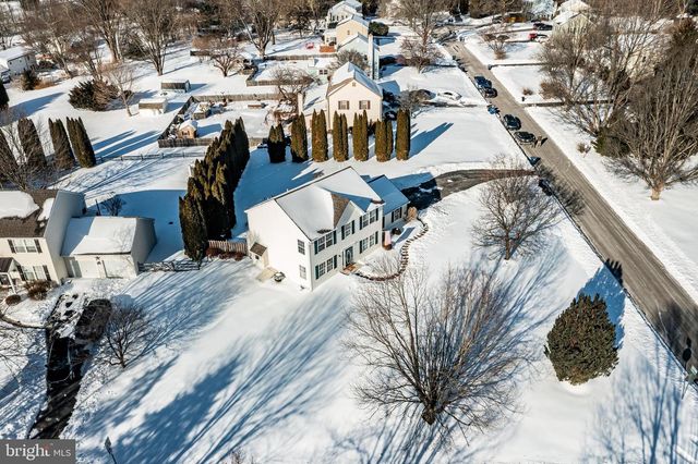 10 WALDEN WAY, Coatesville, PA 19320