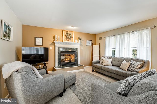 10 WALDEN WAY, Coatesville, PA 19320