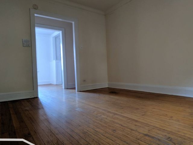2336 N Spaulding Avenue 1A, Chicago, IL 60647