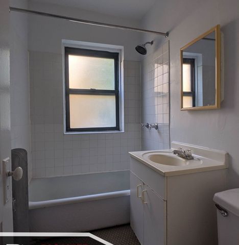 2336 N Spaulding Avenue 1A, Chicago, IL 60647
