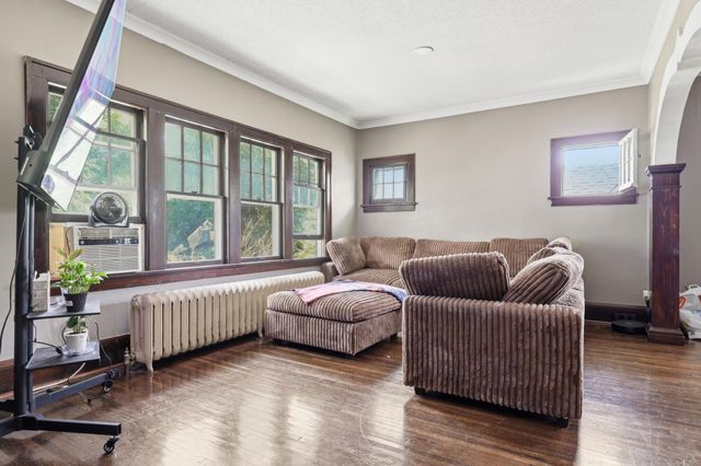 1917 Newton Avenue N, Minneapolis, MN 55411
