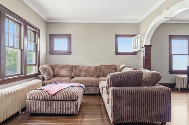 1917 Newton Avenue N, Minneapolis, MN 55411