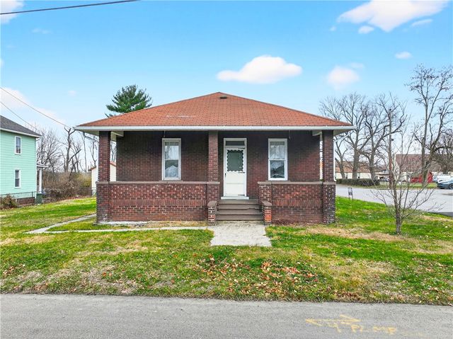 1404 Aetna St, Connellsville, PA 15425