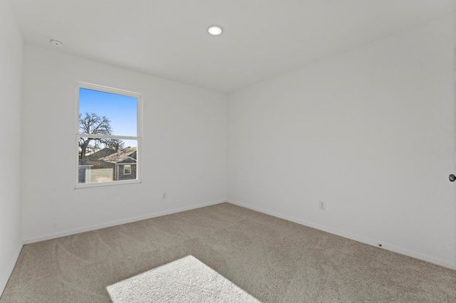 108 Ellendale PL, Fredericksburg, TX 78624