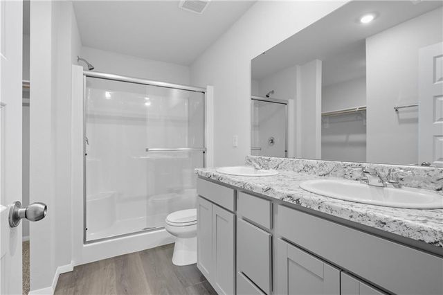 20829 Fairview Street, Edgerton, KS 66021