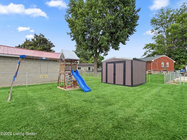 4110 Jim Hawkins Dr, Louisville, KY 40229