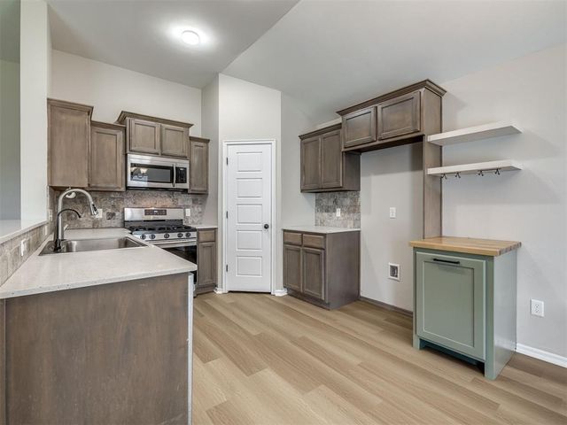 3017 NW 183rd Street, Edmond, OK 73012