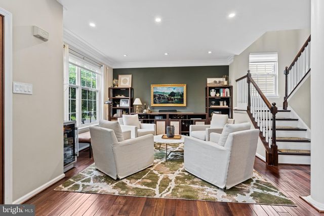 116 RIVERWOODS DR, New Hope, PA 18938