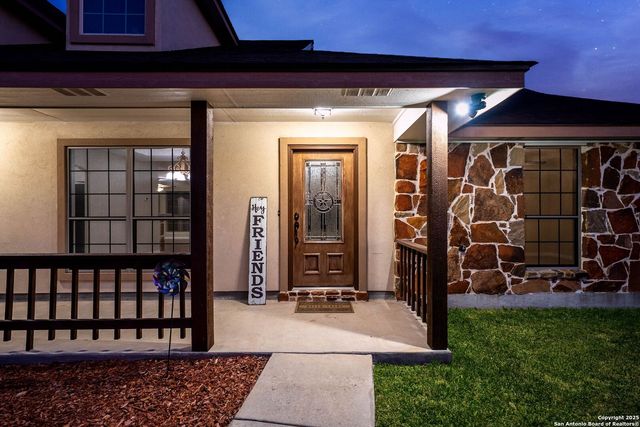 3362 Abbott Rd, St Hedwig, TX 78152