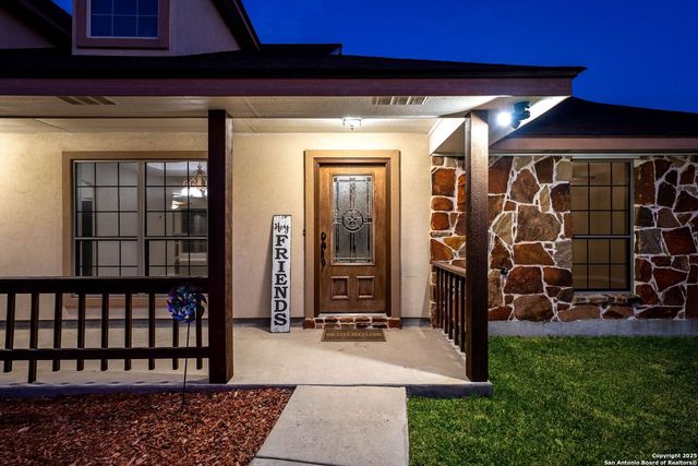 3362 Abbott Rd, St Hedwig, TX 78152