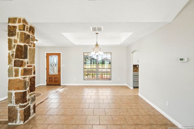 3362 Abbott Rd, St Hedwig, TX 78152