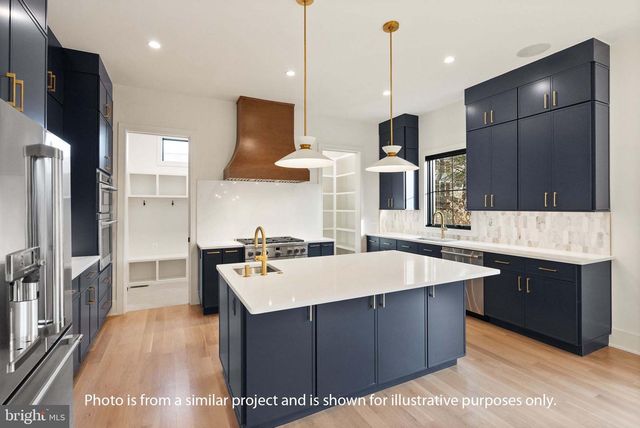 2322 N NOTTINGHAM ST, Arlington, VA 22205