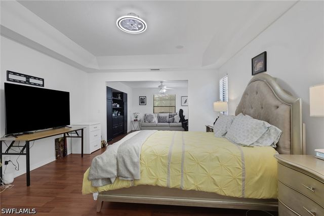 3036 Round Table LN, Naples, FL 34112